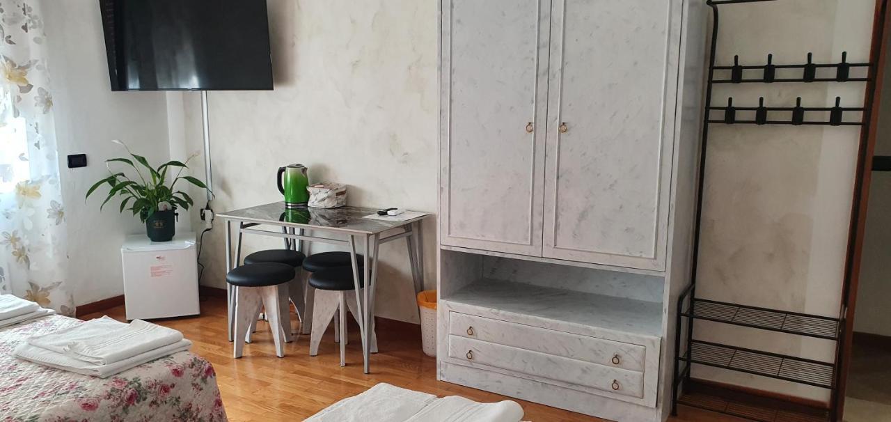 Le Rustiche Foresteria Dello 외부 사진